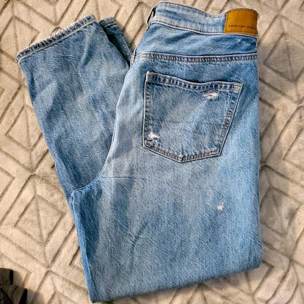 AE Mom Jeans
